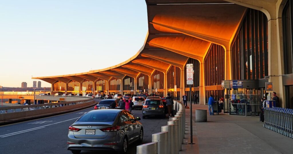 Traveling the Albany to Boston Route: Transportation Options and Tips Traveling the Albany to Boston Route: Transportation Options and Tips