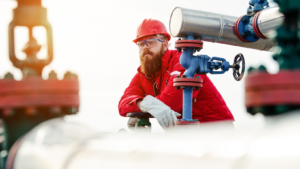 Navigating Finances as a Canadian Oil Worker in Texas: A Guide to Cross-Border Financial Planning