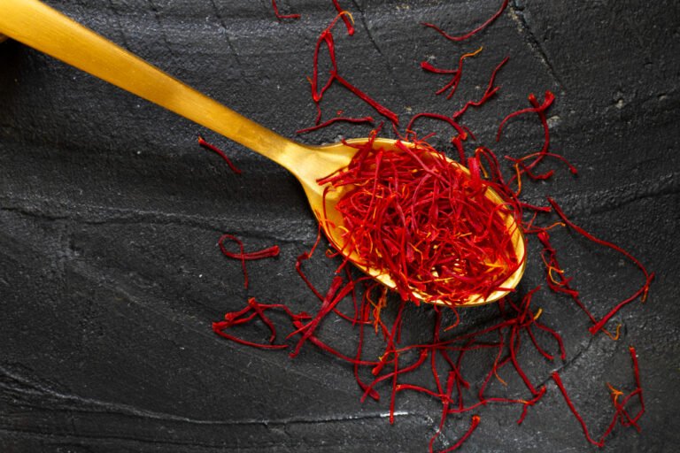 From Fields to Fingers: The Organic Saga of Saffron Harvesting Revealed