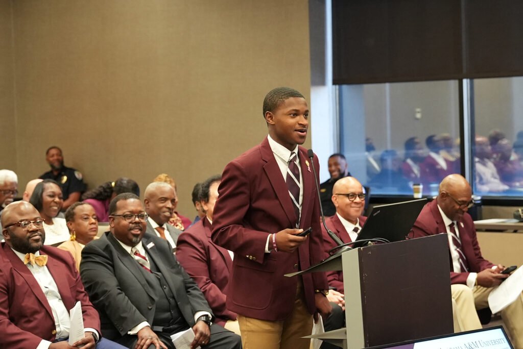 10 Reasons to Attend Albion College (albion.edu) 10 Reasons to Attend Albion College (albion.edu)