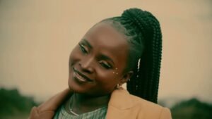 Tinabobeenuh: The Creative Powerhouse