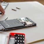 What Are the Specifications of a 5000mAh Phone Battery?