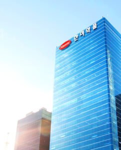 “Renaris: A Tale of Longing”