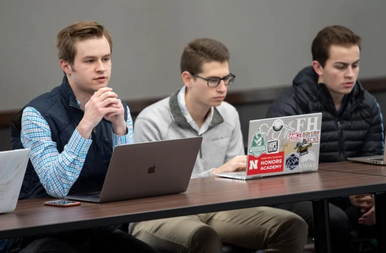 44 first-year students join Nebraska Business Honors Academy