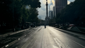 What are some common mistakes of foreigners opening new businesses in Mexico?