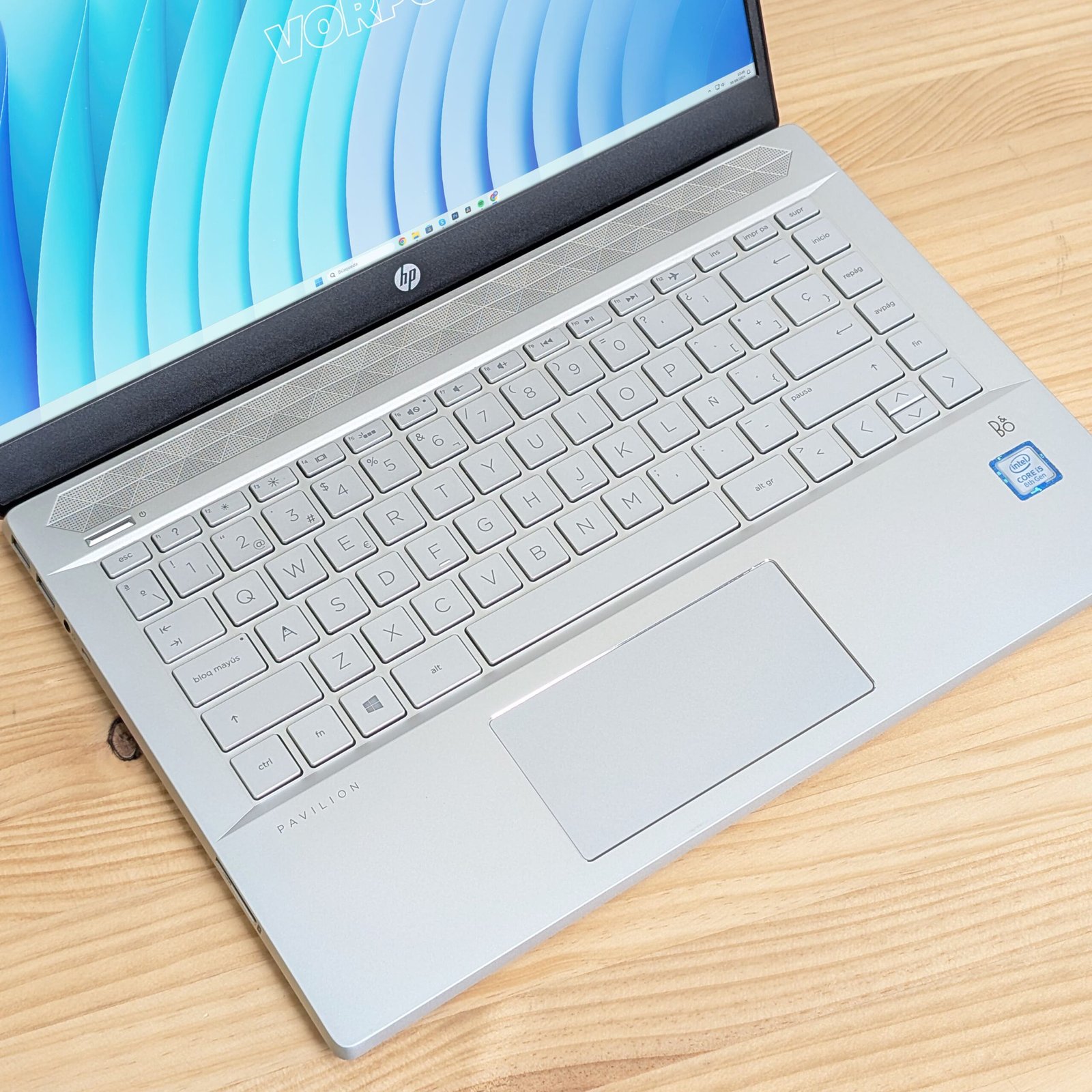 HP Pavilion 14 ce0xxx Review: Performance & Features Guide
