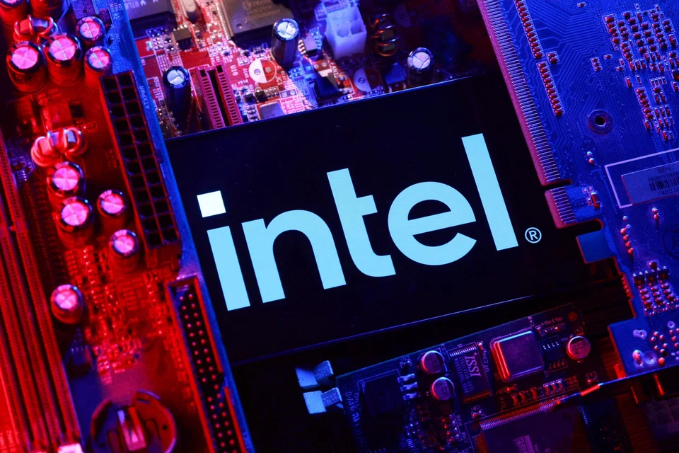 Apple Explores Intel Chipmaking Services for Advanced Device Processor Production